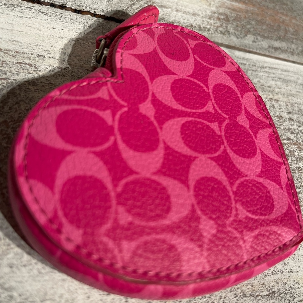 Coach Coin Case - Picture 7 of 7